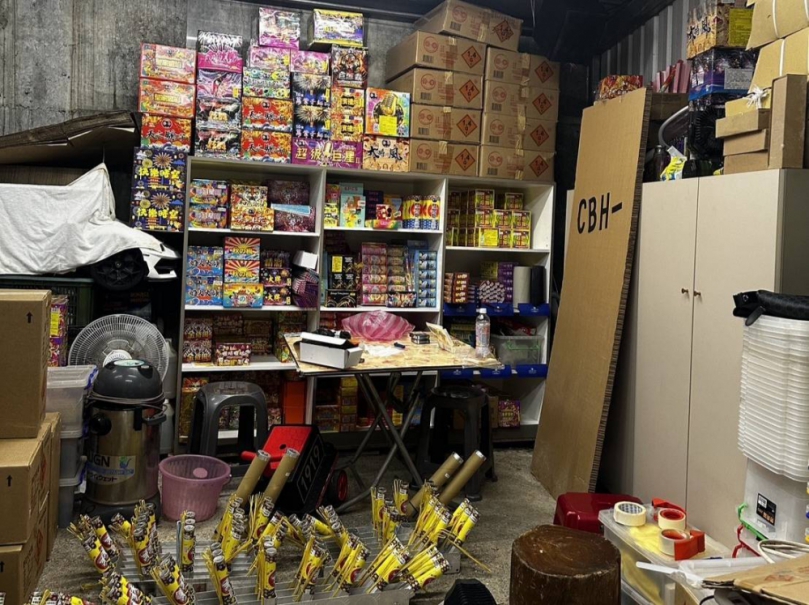 安全過好年 新北消防局查獲私藏1700公斤爆竹倉庫