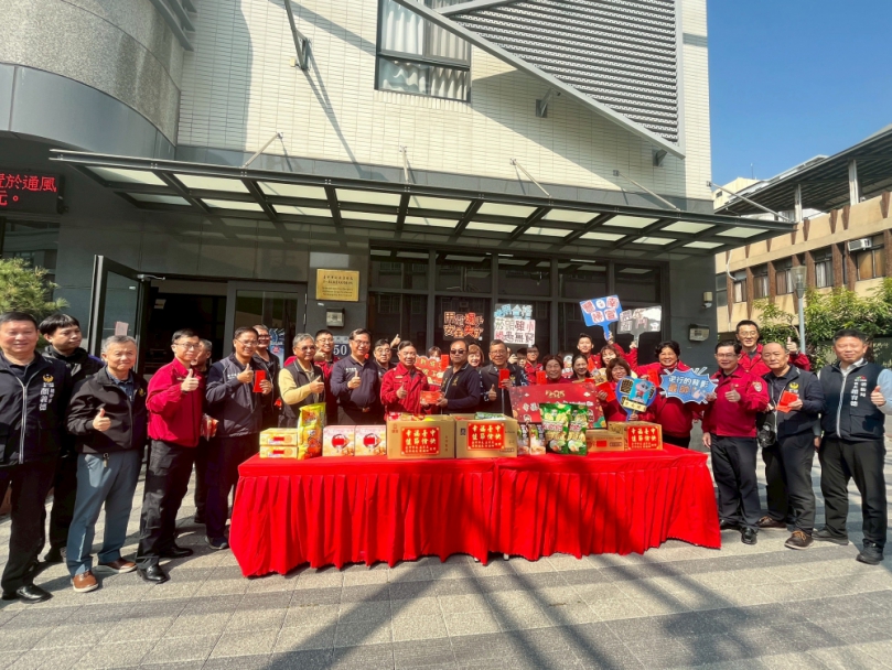 平安過好年  中市消防局長孫福佑啟動春節慰問  感謝消防、義消無私奉獻