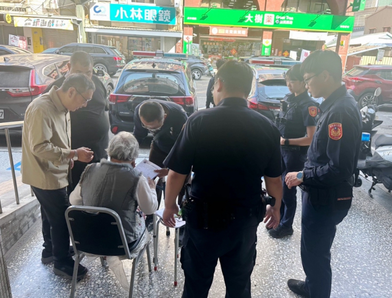 突逢喪女無力殮葬　北港警結合善團解困