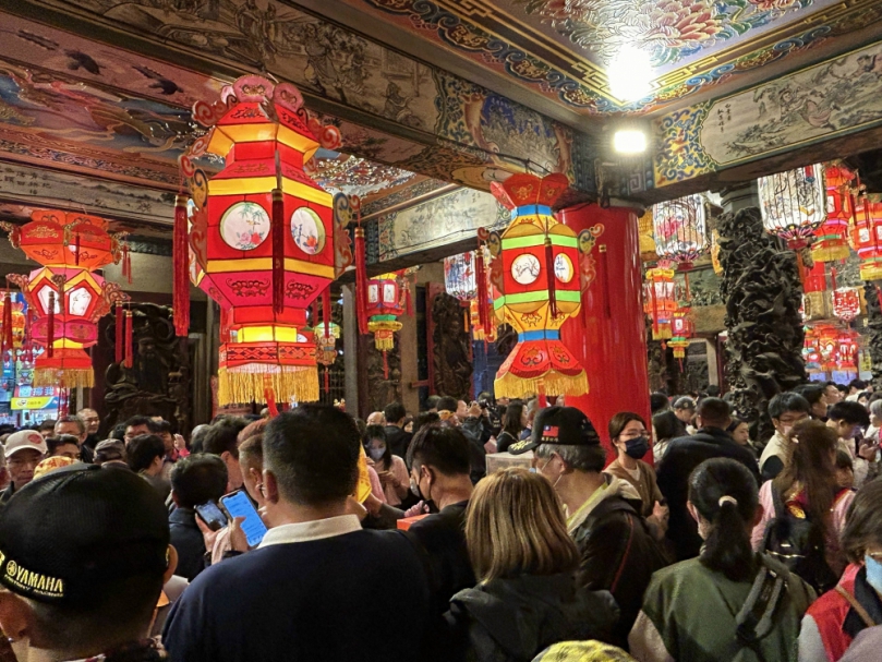 小過年民間浪漫有趣流傳　偷拔蔥嫁好尪、跳田古、娶好某