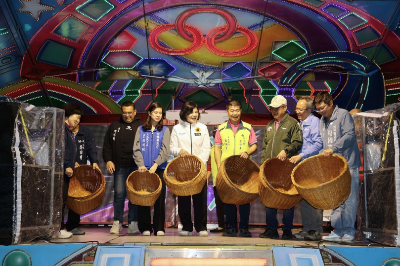 跌米籮問農事傳百年　詔安客庄元宵沸騰