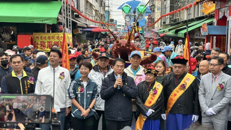 金氏紀錄「百足真人」再現佳里！台南市長黃偉哲為丙午蕭壠香科蜈蚣陣108 位神童開館剪綵祈福