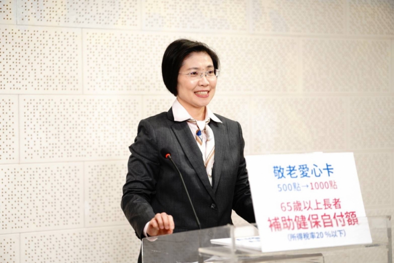 按下新竹縣升級按鈕   有愛的Ai心  科技的AI腦   徐欣瑩正式拋出「雙AI治理藍圖」