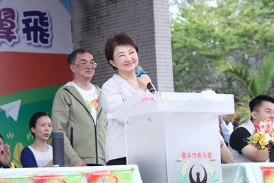 烏日國小110週年校慶熱鬧登場盧市長幽默親祝賀