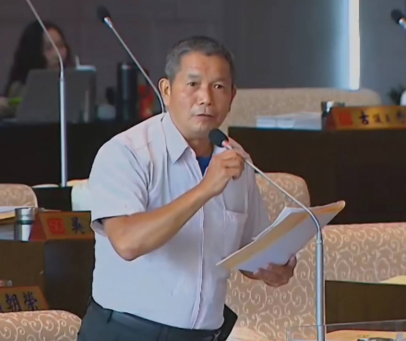 台中購物節存廢與否  國民黨台中市議員劉士州呼籲民進黨市長提名候選人何欣純宣布「我當選就停辦台中購物節！」  市長盧秀燕為反對而反對的議員感到同情