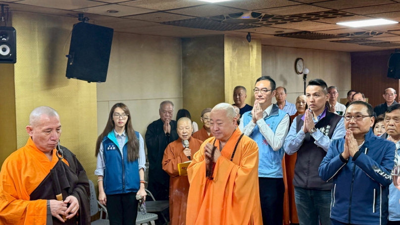 恭祝觀世音菩薩聖誕  侯友宜淡水參香祝壽