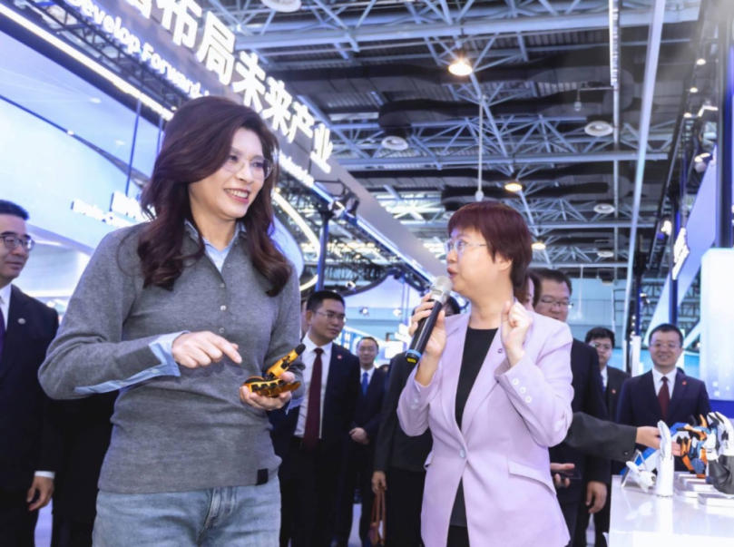 鄭麗文參觀中關村與兩岸青創企業家深度交流   兩岸「強強聯手」可以造福全人類