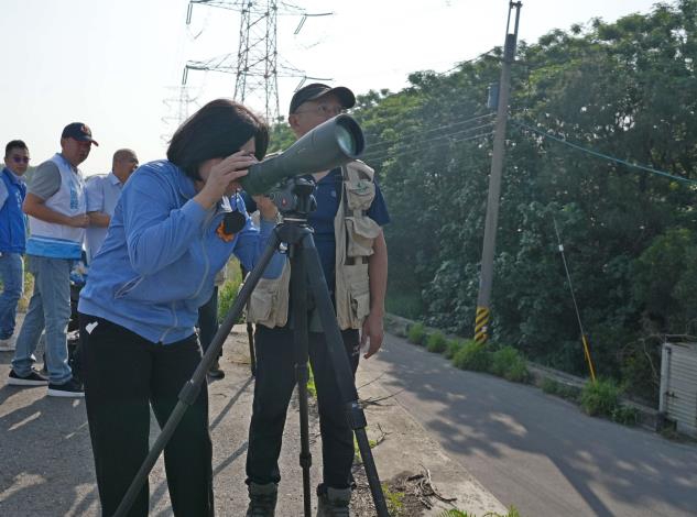 雲林生態大躍進　東方白鸛首度在台自然繁殖
