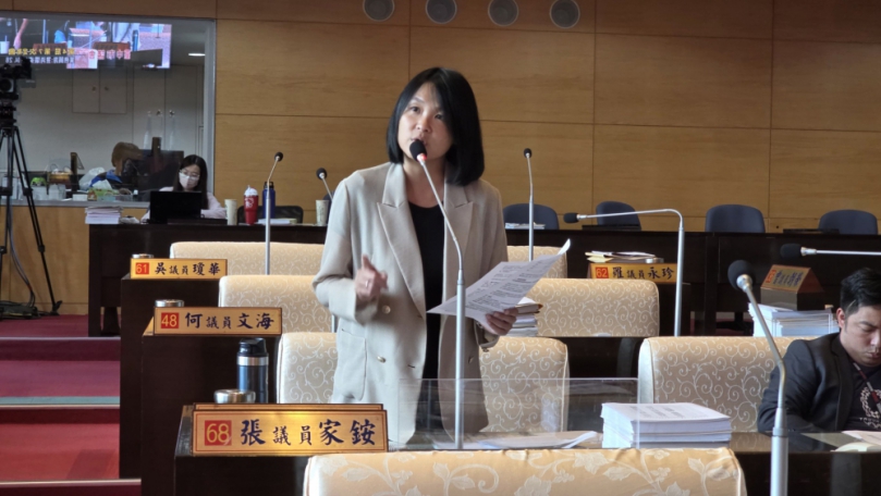 全台黑水虻廚餘去化量一天大約只有72公噸，台中市卻喊出年底要做到100噸    民進黨台中市議員張家銨痛批這完全脫離現實，並要求環保局公開評估報告與實際可行的時程規劃