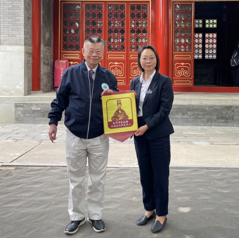行腳香山碧雲寺憑弔孫中山衣冠塚追尋民族文化根脈歷史巡禮