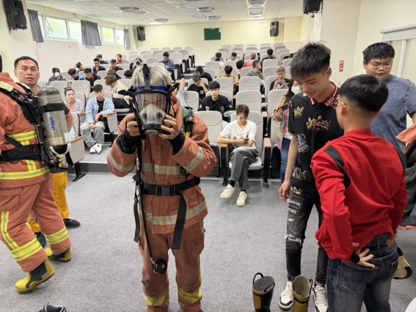 出生入死救人   敏實科大學子對新竹市勇消印象深刻