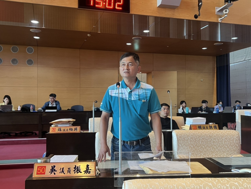國民黨台中市議員吳振嘉持續追蹤東豐快速道路第二標的工程招標的狀況和銜接新社129線辦理的進度