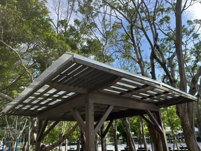公園休憩不必擔心下雨   新竹孔廟公園好貼心