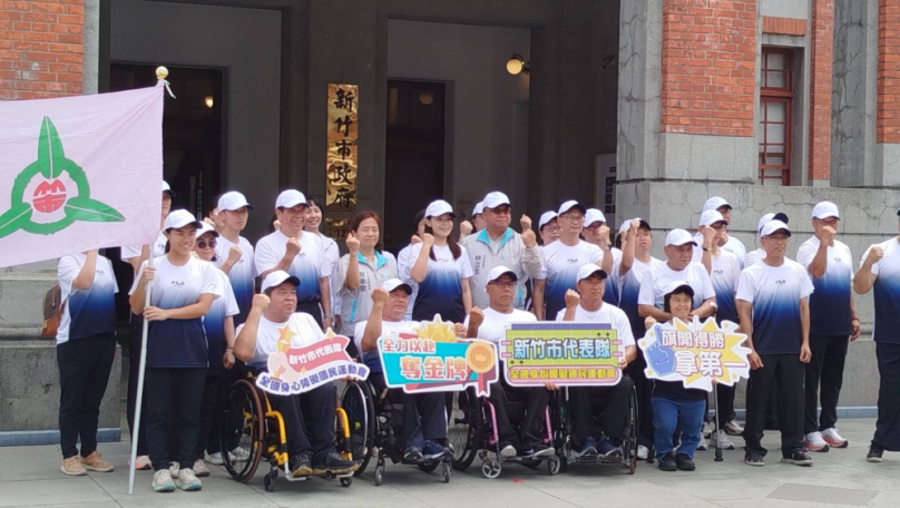 新竹市出征全國身障運   高虹安親自授旗：凱旋歸來！