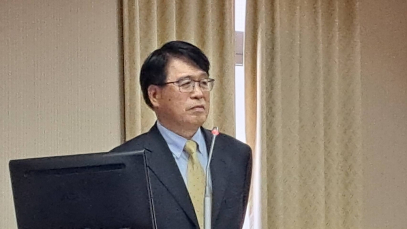 立委黃捷要求投票所讓65歲長者，不要超過1公里