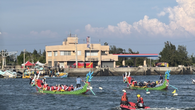 東石龍舟競賽漁人碼頭開幕競技 20日480秒高空煙火壓軸演出