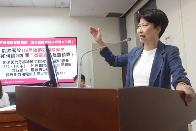 陳亭妃表示台南仁德工業區豪雨成災協助紓困