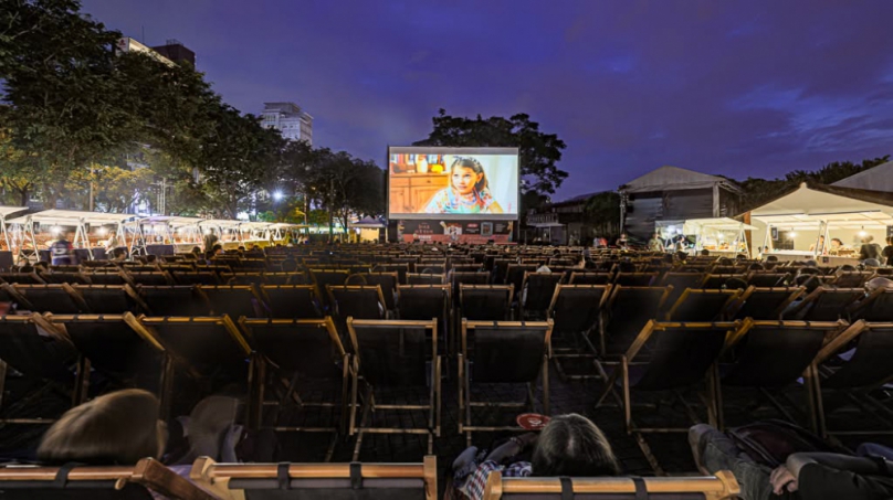 就是這個週六夜晚！新瓦屋板凳電影院露天主場開映   免費看電影還有機會拿紀念板凳