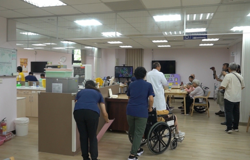 （影音）／成大斗六分院元氣屋蛻變成人智美屋　醫養整合結合AI科技打造長者第二個家