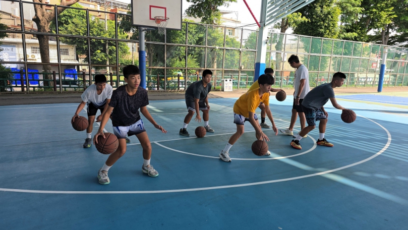 北台中暑期研習營開訓   200多名學生及家長熱情參與