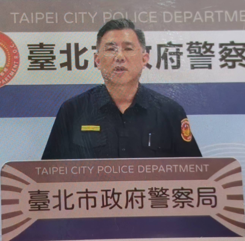 自檢清查員警  涉洩密貪瀆案  依法從嚴查處  即行予以汰除