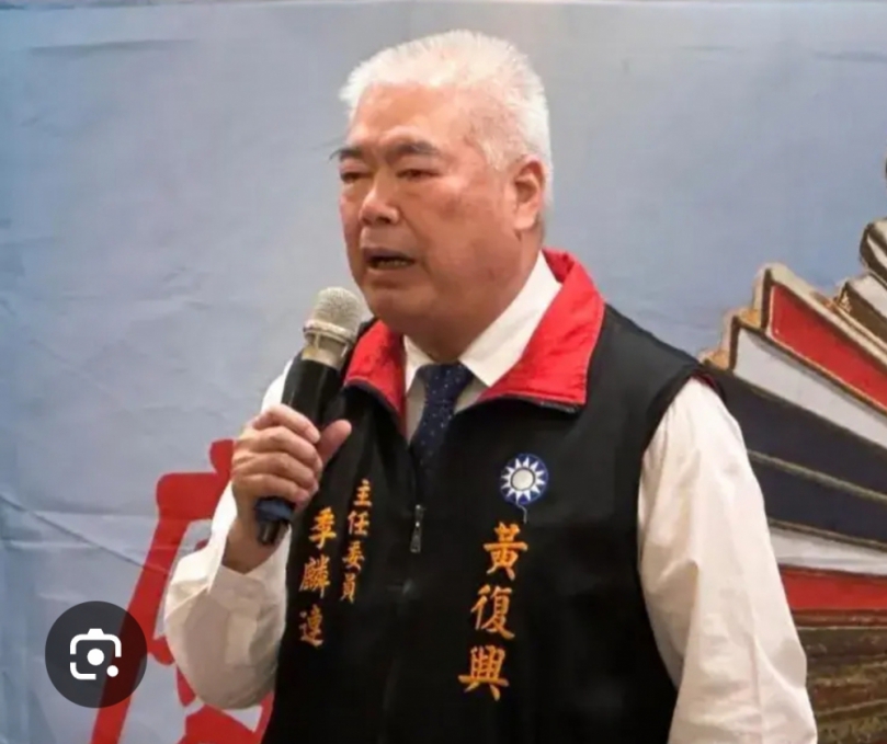 季麟連南下為謝龍介及民眾黨參選人站台