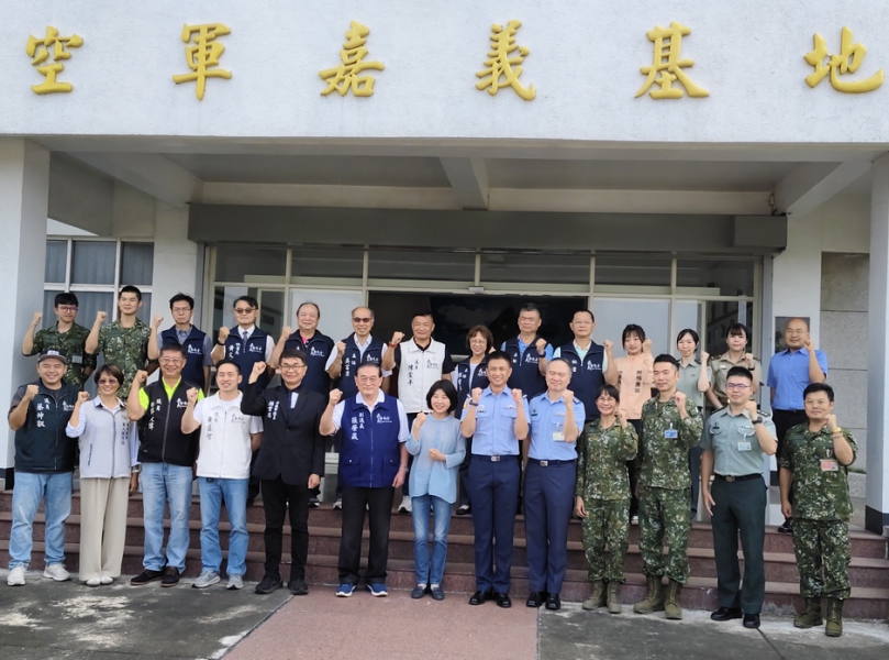 嘉義市議會秋節敬軍活動 陳姿妏議長帶隊空軍第四聯隊慰勉