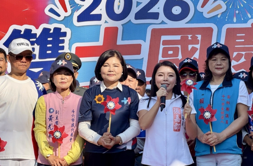 雲林國慶升旗健走熱鬧登場　張嘉郡邀民眾走訪偶戲節帶動觀光