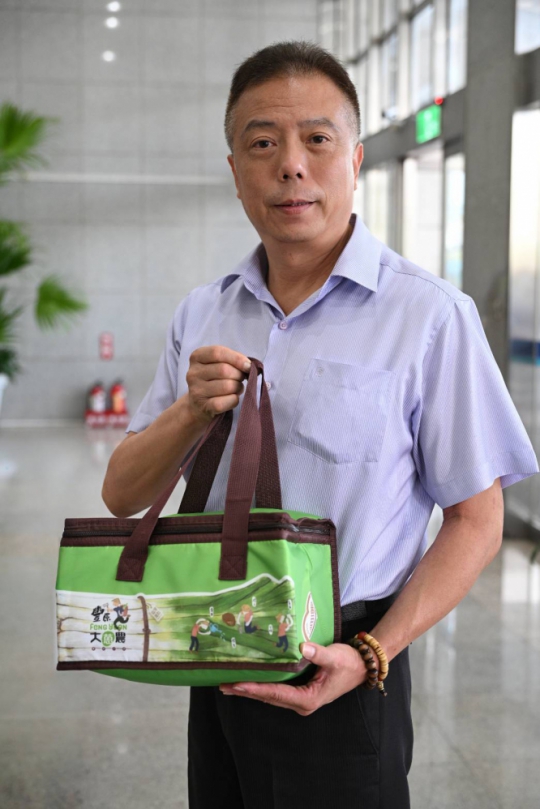 豐原大蔥水餃魅力無法擋！限量100組開賣秒殺　豐原農會新品掀搶購熱潮   上午9點開放訂購迅速售罄　跨農會聯名合作成功打響豐原大蔥新品牌