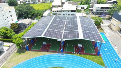 田中高中2座光電球場啟用。（照片縣府提供）