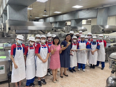 大手攜小手  明台高中攜手國中  技藝教育課程  成果豐碩