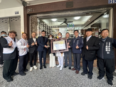 台中之光  奇蹟醫師陳衛華榮獲全球熱愛生命獎章