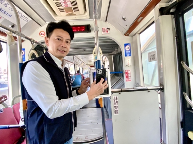 中市民專屬乘車碼上線了!交通局長葉昭甫親自體驗 民眾大讚「台中GO」