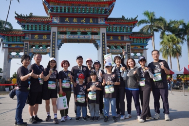 結合運動、親子、文化、潮流   新埔義民勇士路跑歡樂開跑