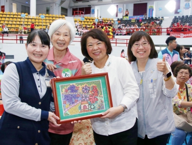 嘉義市首屆長者運動會 「桃義身心‧壯遊諸羅」熱鬧登場