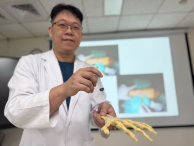 排球妹救球飛撲落地韌帶撕裂傷  PRP合併復位手術助她重返球場