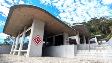 公墓公園化   新竹縣五峰大隘第一公墓納骨牆啟用