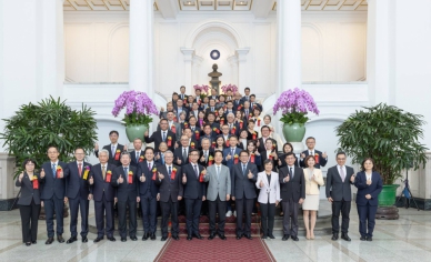 中市建設成果再獲國家肯定！建設局兩項工程榮獲國家建築金質獎  獲總統賴清德接見表揚