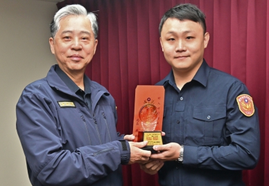 洪鈺富尋獲精神障礙男子   局長吳敬田會報公開表揚