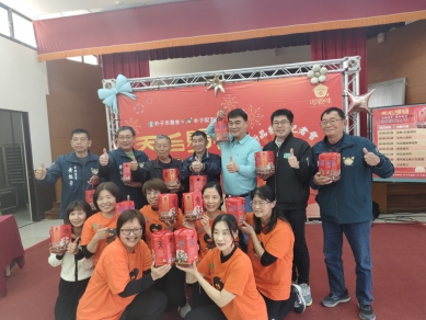 「紅綠豆子、給你盼子」添丁有福氣 配天宮結合朴子市農會發表新品