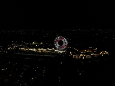 麗寶樂園渡假區「天空之夢摩天輪」秀出WBC TAIWAN FIGHTING等字樣為中華隊應援打氣