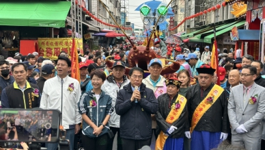 金氏紀錄「百足真人」再現佳里！台南市長黃偉哲為丙午蕭壠香科蜈蚣陣108 位神童開館剪綵祈福