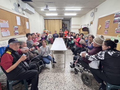 台中市65歲以上人口至115年已突破50萬人   民進黨市議員陳雅惠建議中市府及早提出整體因應策略    中市府：台中市推動全方位高齡友善政策   打造在地安老友善環境