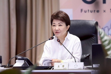 「健康要持之以恆！」盧秀燕肯定衛生局推動成果　鼓勵市民強化預防保健
