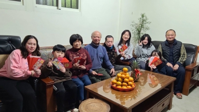 跨越四十載的守護鬥士！外埔區鐵山里鄭秋足女士榮膺115年度模範母親