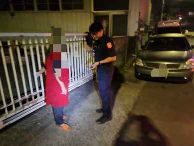 母親失蹤急壞家屬　斗南警即刻援手助迷途婦安全返家