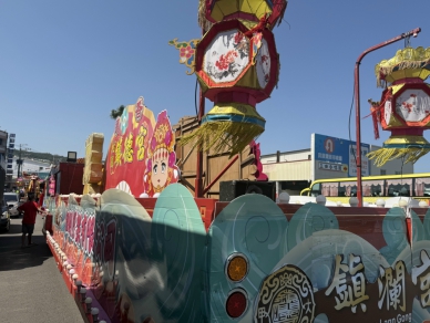 甲安埔各界合力打造特色花車迎媽祖