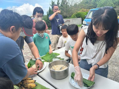 製作竹筒飯   一窺泰雅智慧   東眼山「林下原食」10月登場