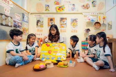 「原來孩子美語這麼好！」出國旅遊讓媽媽驚喜   平常在家不太說　幼教專家揭開孩子敢開口的關鍵
