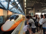 國慶疏運  高鐵持續更新「熱銷車次」資訊  請旅客彈性調整行程、分散搭車時段